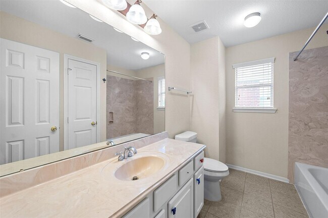 Building Photo - 6206 Southcott Ct