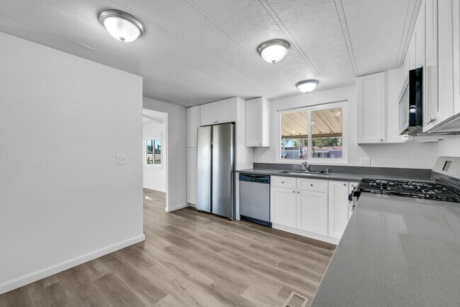 Building Photo - 22450 Norris Ln