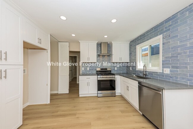 Building Photo - Remodeled La Habra Home