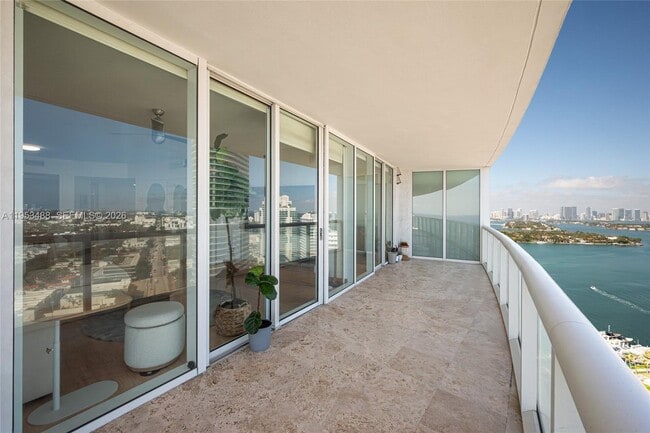 Building Photo - 450 Alton Rd