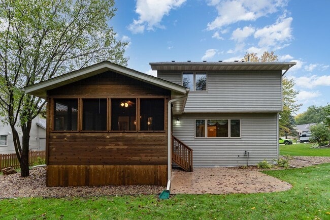 Building Photo - Beautiful Single Family home in Savage
