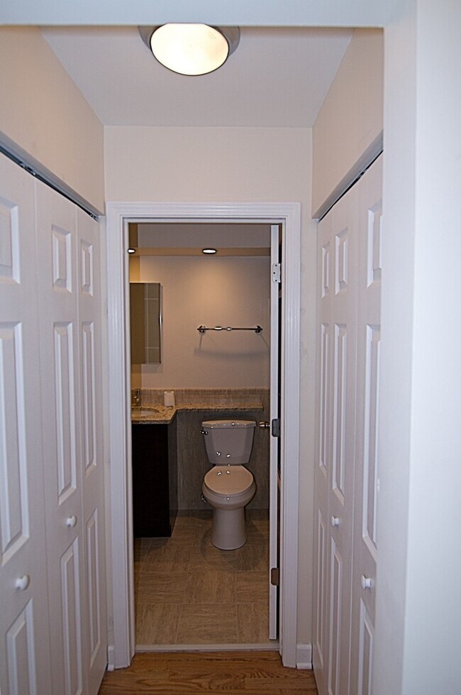 Building Photo - 2629 N Hampden Ct