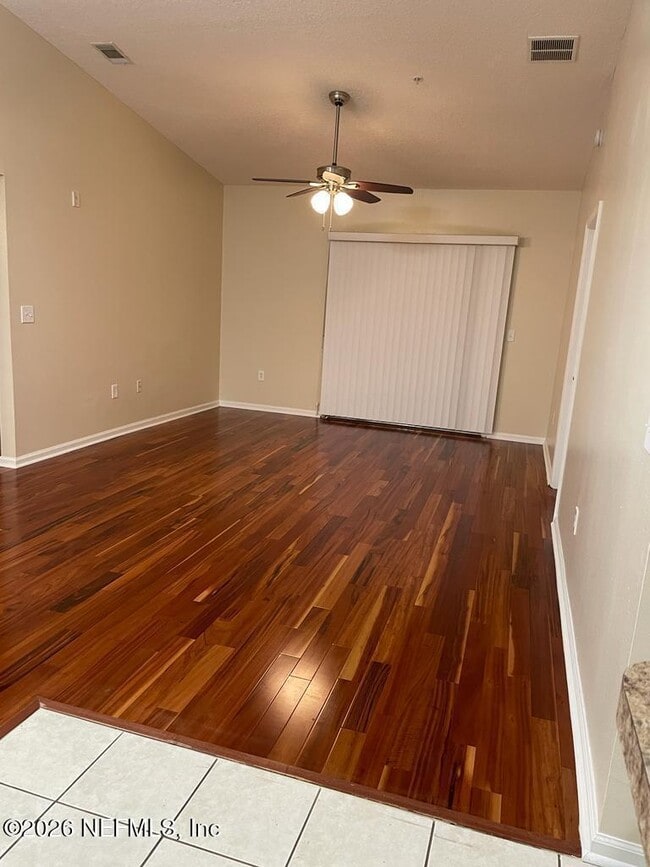 Building Photo - 6985 Ortega Woods Dr