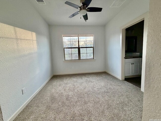 Building Photo - 1513 Winding Creek Trail