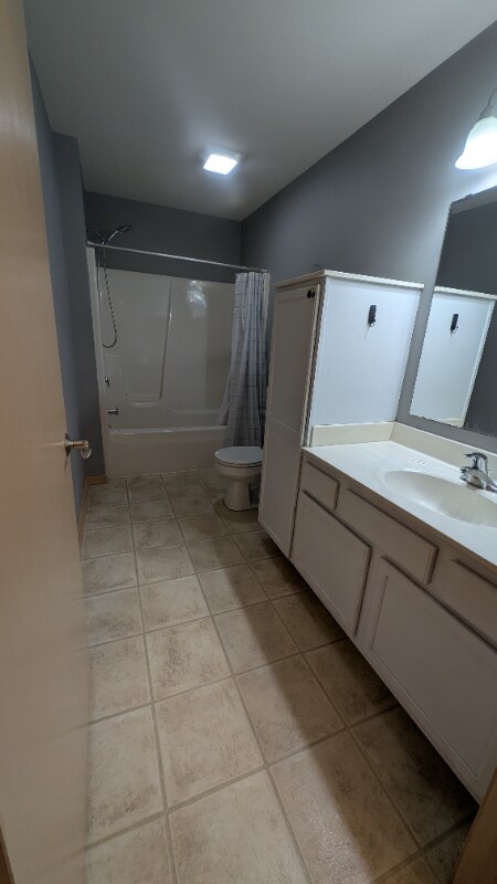 Building Photo - 5120 N Walbridge Ave