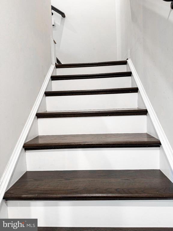 Building Photo - 24604 Cervelo Ter