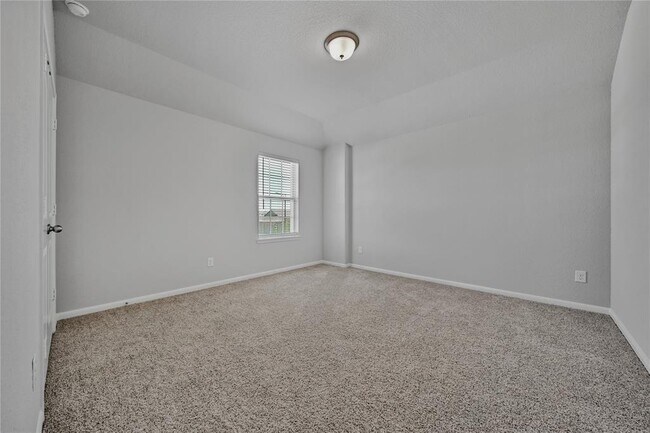 Building Photo - 5003 Brewcastle Ln