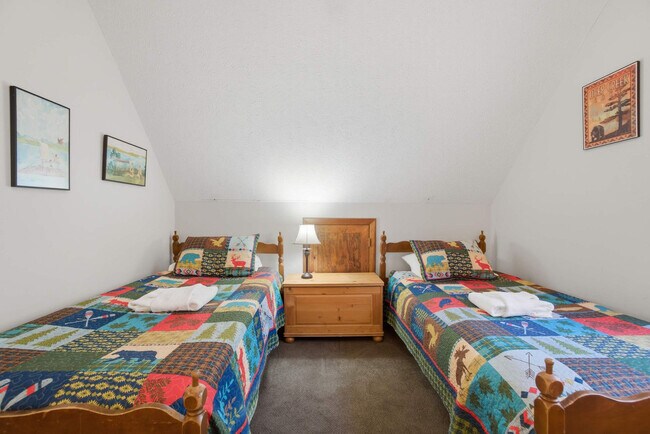 Building Photo - 610 Traci Ln