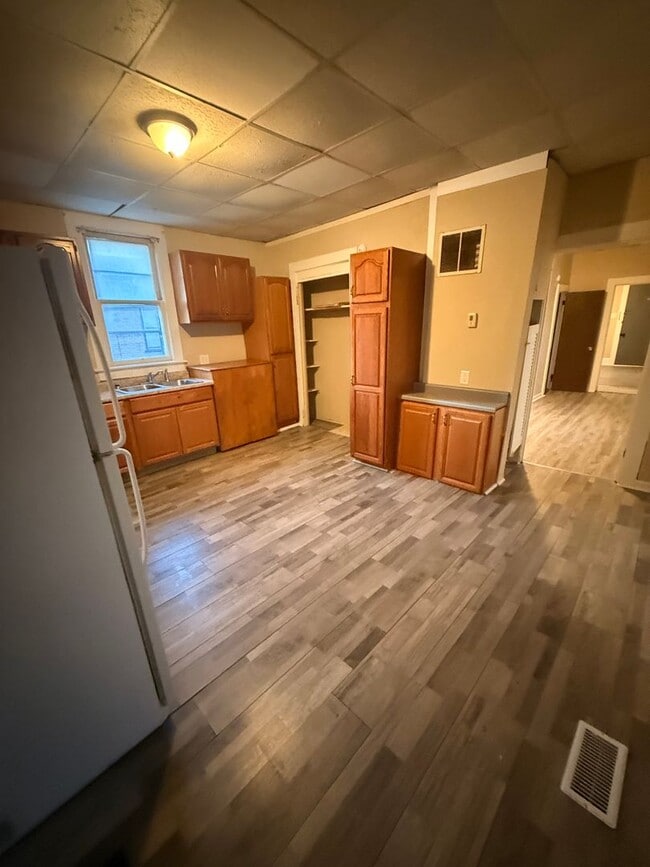 Building Photo - 3116 Marion Ave