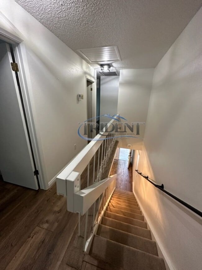 Building Photo - 3 bedroom, 2 ½ bath townhouse, located in The Grove gated community