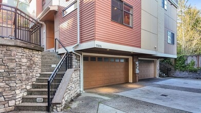 Building Photo - 3bd/2.5ba Seattle Townhome