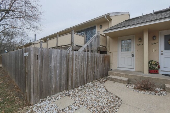 Primary Photo - {10919} Quivera Falls Condo + Attached Two...