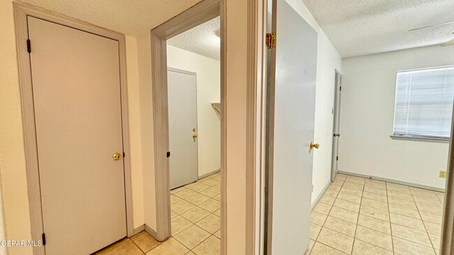 Building Photo - 4705 Frankfort Ave