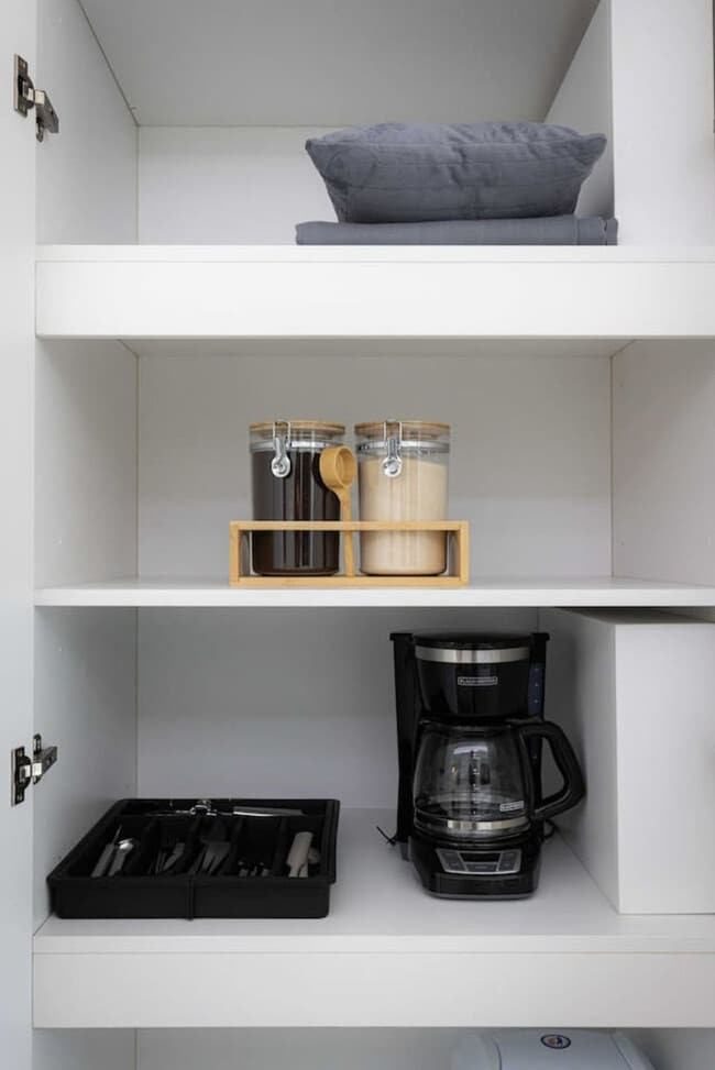 Building Photo - 12607 Larchmere Blvd