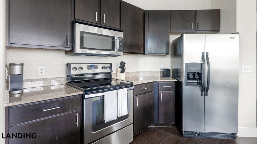 Building Photo - 7500 I-35