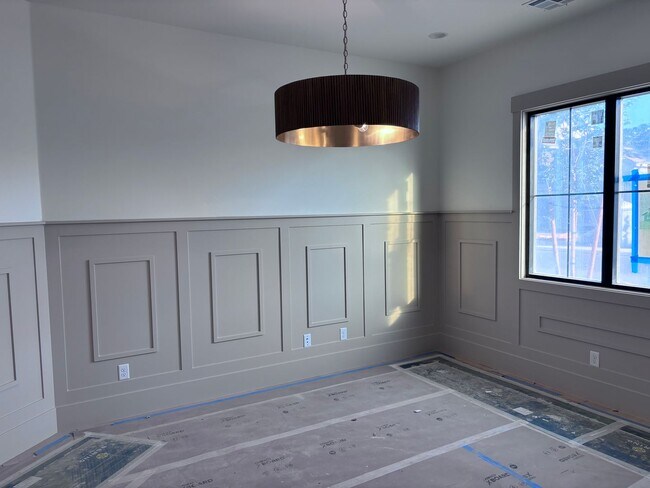 Building Photo - Gorgeous New Construction with 6 bed 4 bath plus Swimming Pool and RV Garage
