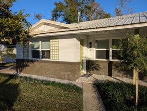 Building Photo - 2984B Smith St
