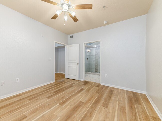 Building Photo - Tampa Palms Condo