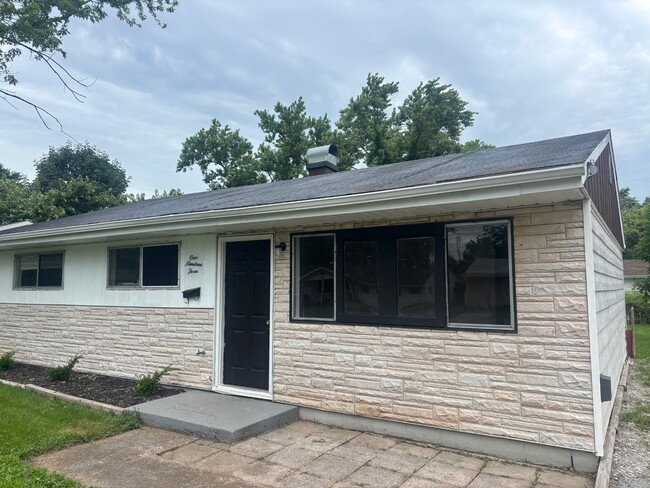 Primary Photo - 103 Melvin Dr