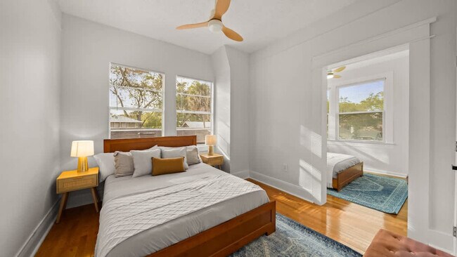 Building Photo - 307 W Haya St