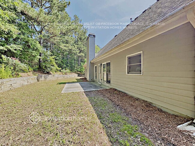 Building Photo - 14 Whitegrass Ct