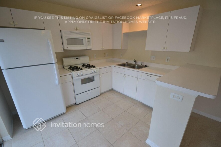 Building Photo - 607 Cape Cod Cir