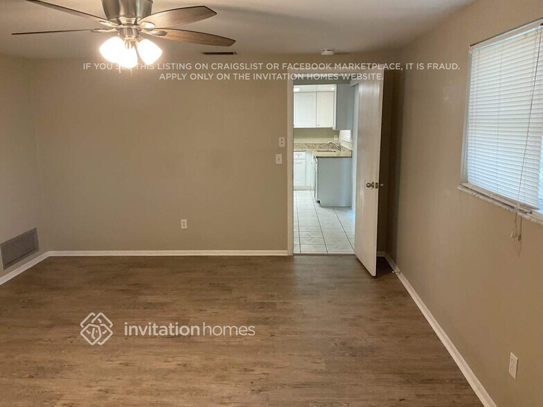 Building Photo - 10744 119th St