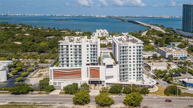 Building Photo - 3900 Biscayne Blvd