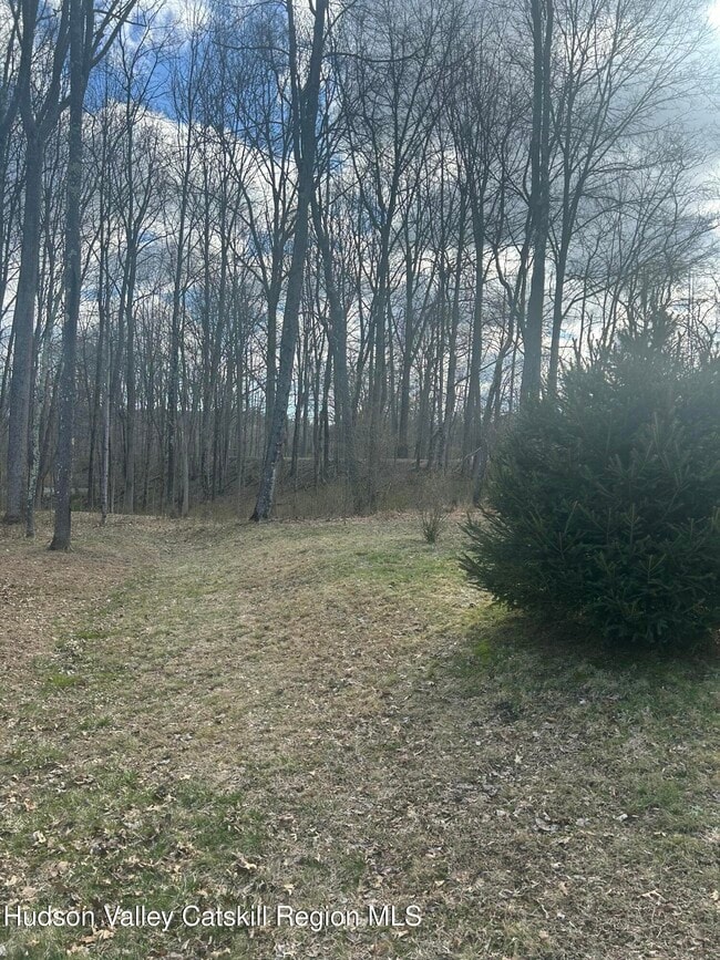 Building Photo - 72 Forest Glen Rd