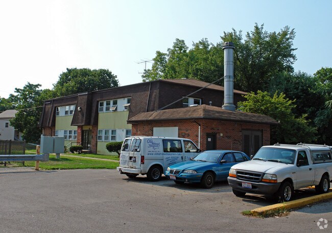 Primary Photo - 309 S Yellow Springs St