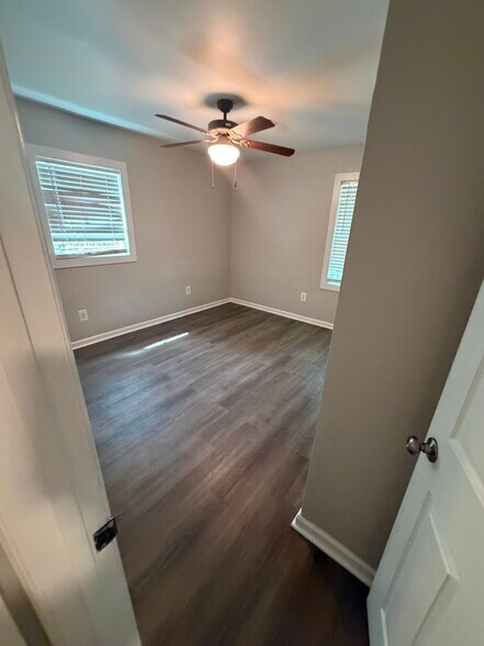 Building Photo - 4526 Piggly Wiggly Dr