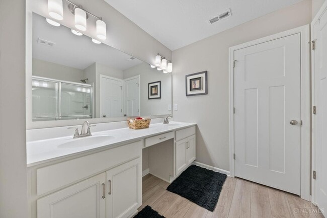 Building Photo - 108 Old Pond Rd