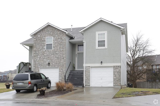 Building Photo - Cottage Park Townhomes