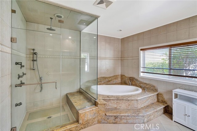 Building Photo - 16707 Moorpark St