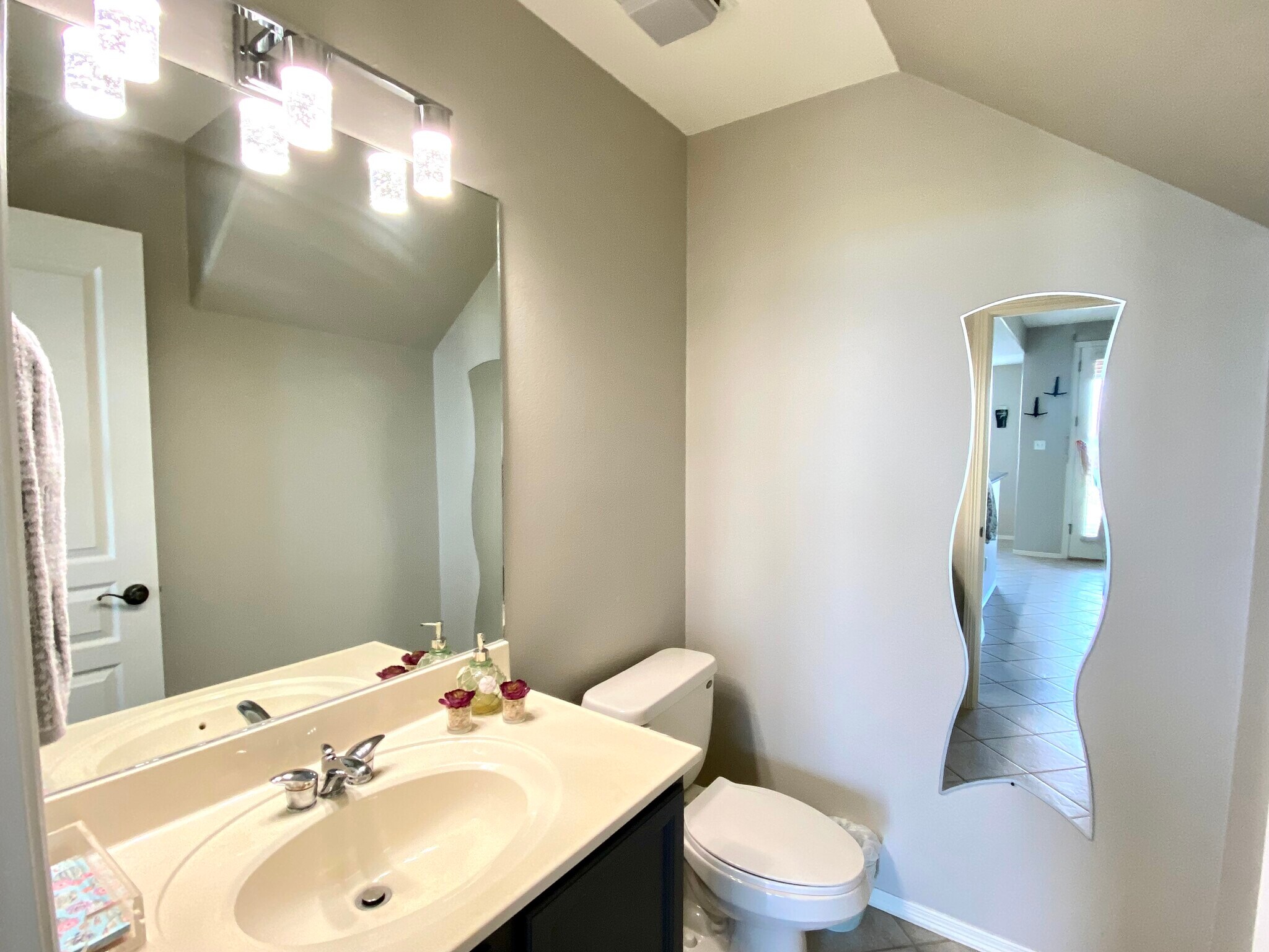 half bath - 9 Harbor Town