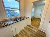 Building Photo - 457 Beech St