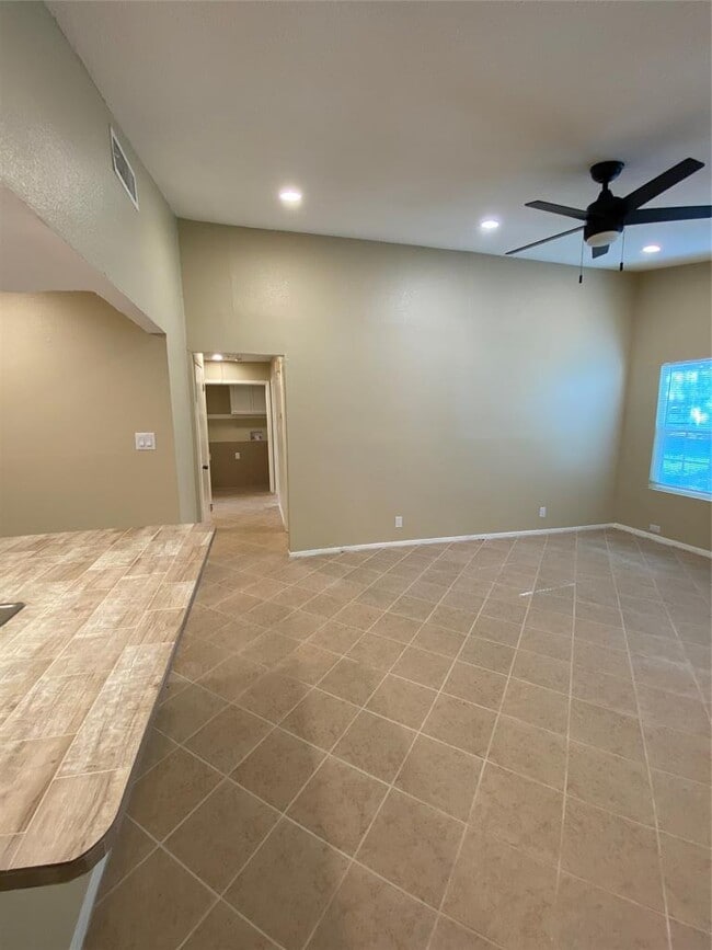 Building Photo - 10307 Burmaster Ln