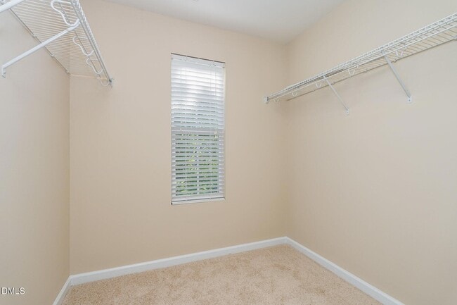Building Photo - 956 Shining Wire Way