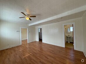 Building Photo - 319 San Emidio St