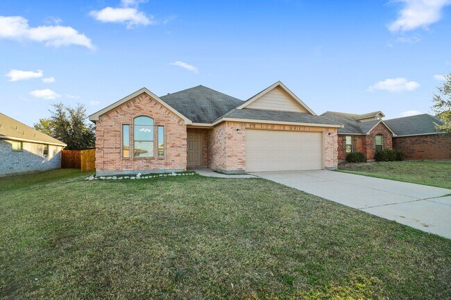 Building Photo - Beautiful Home-3-bedroom, 2-bath residence in Anna