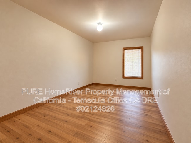 Building Photo - 60766 Table Mountain Rd