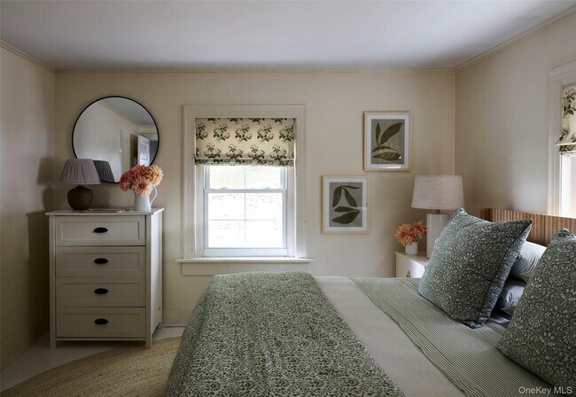 Building Photo - 11 Sutton Rd