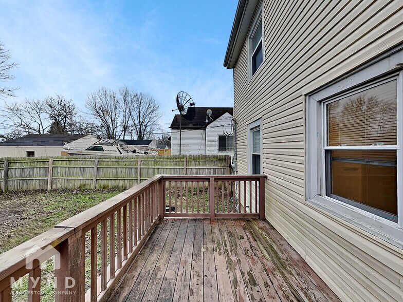 Building Photo - 1190 Geers Ave