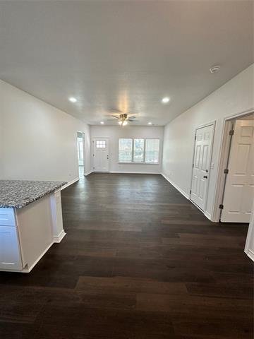 Building Photo - 1989 W Bond St