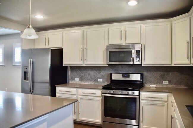 Building Photo - 821 Hamilton Ln