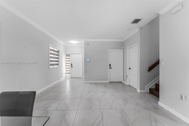 Building Photo - 239 SE 31st Terrace