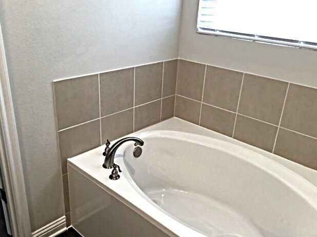 Building Photo - 5613 Gerard Dr