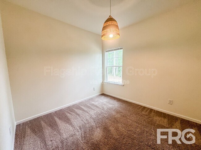 Building Photo - 3919 Wilum Cir
