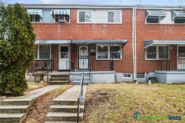 Building Photo - 2135 Ashburton St