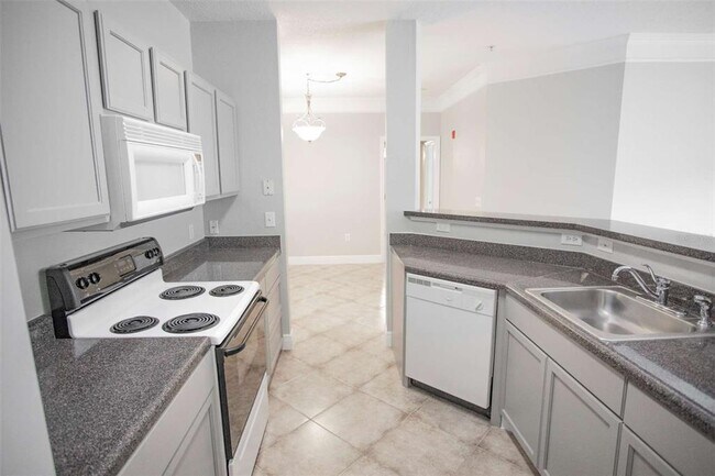 Building Photo - 4802 51st St W